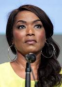 portrait de Angela Bassett