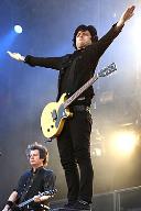 portrait Billie Joe Armstrong loading =