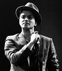 portrait Bruno Mars loading =