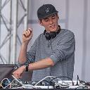 portrait Lost Frequencies loading =