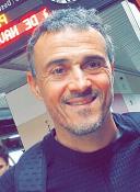 portrait Luis Enrique loading =