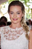 portrait Margot Robbie
