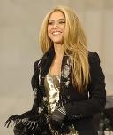 portrait Shakira loading =