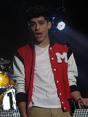 portrait Zayn Malik loading =